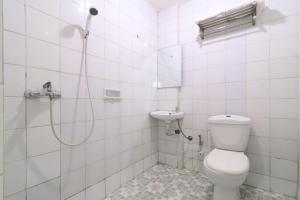 Vannituba majutusasutuses AMS Hotel Koja