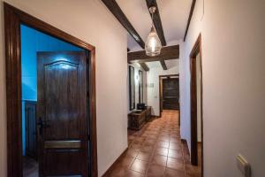 A bathroom at Casa Jarreta Centro Albarracin