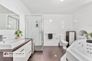 Gallery image of 'THE CHURCH' Guest Home, Gawler Barossa Region in Willaston