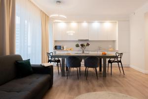 Kuchyňa alebo kuchynka v ubytovaní Platinum Towers E-Apartments