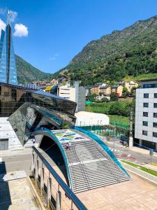 a stairway leading to a skate park in a city at Barthe Holidays I Apartamento céntrico en Andorra 6PAX I Ideal grupo o familia, a 1 min de Caldea I Perfección in Escaldes-Engordany