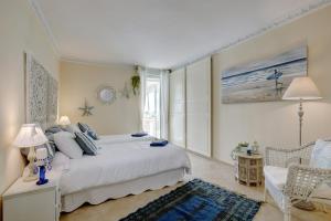 Postel nebo postele na pokoji v ubytování Malaga Paradise Home
