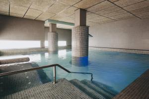 Bazén v ubytovaní Hotel Ivory Playa Sports & Spa alebo v jeho blízkosti