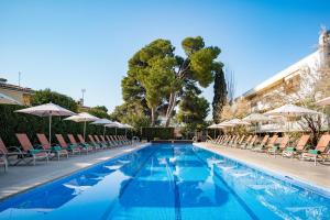 Bazén v ubytovaní Hotel Ivory Playa Sports & Spa alebo v jeho blízkosti