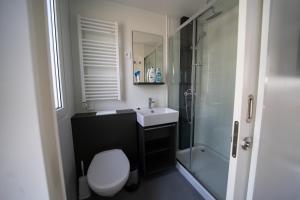 EuroParcs Het Amsterdamse Bos的一间浴室