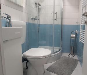 Kúpeľňa v ubytovaní Apartmani Karlo