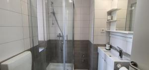 Koupelna v ubytování Apartmani Karlo