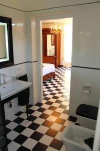 Ванная комната в Re Piano appartamento Le Rondini