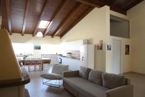A kitchen or kitchenette at B&B ARCOBALENO