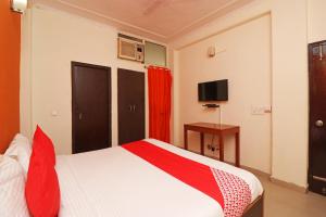 Gallery image of OYO Hotel Grand Casa Near Aravali Biodiversity Park in Gurgaon