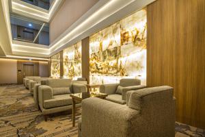 Posezení v ubytování Mirnian Hotel