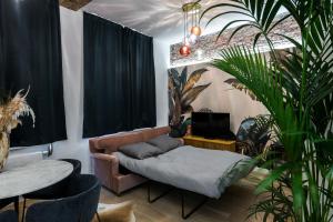 Beautiful appartment in the heart of Antwerp的休息区