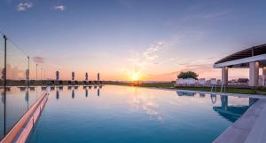 Πισίνα στο ή κοντά στο Thalassa Suites