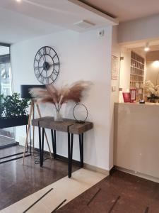 Η κουζίνα ή μικρή κουζίνα στο Magnolia Ośrodek Rehabilitacyjno-Wczasowy