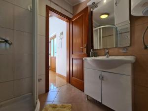 Fotografia z galérie ubytovania Apartmani Dorma v destinácii Vidulini