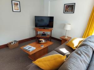 Μια τηλεόραση ή/και κέντρο ψυχαγωγίας στο Rose Cottage