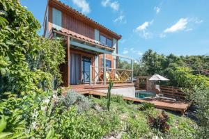 A garden outside Las Hermanas A