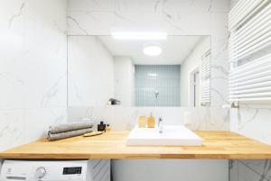 Kuchyňa alebo kuchynka v ubytovaní Apartament Nadmotławski Sen