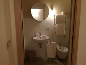 Koupelna v ubytování Villa Residenza Medea + 37 fotografií