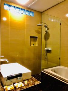 Koupelna v ubytování Graha Socio Hotel Nusa Dua Bali