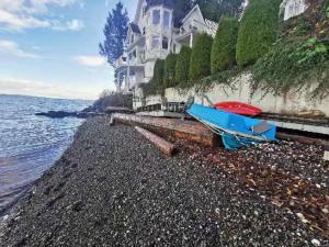Φωτογραφία από το άλμπουμ του Walkon Waterfront Castle Cove Inn σε Chemainus
