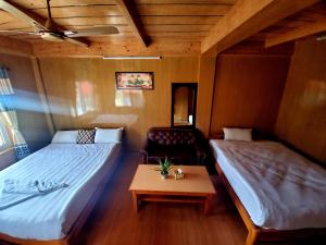 Ліжко або ліжка в номері Hotel waterside