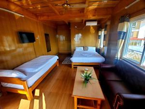 Ліжко або ліжка в номері Hotel waterside