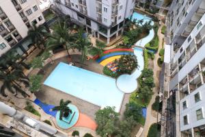 A view of the pool at Apartment Paragon Village by Tere Room or nearby