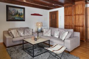Posezení v ubytování Val de Ruda Luxe 66 by FeelFree Rentals