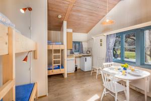 Kjøkken eller kjøkkenkrok på Flåm Camping & Cabins