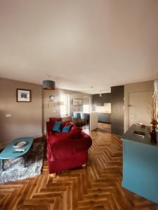 Gallery image of 3 BEDROOM LUXURY APARTMENT Across the street from THE CASHEL PALACE HOTEL in Cashel