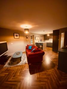 Posezení v ubytování 3 Bedroom Luxury Apartment Main Street Cashel Tipperary