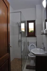 Ένα μπάνιο στο Casa Mucenic +10 φωτογραφίες