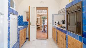 Gallery image of Casa Chenal 10, Emma Villas in Arzachena