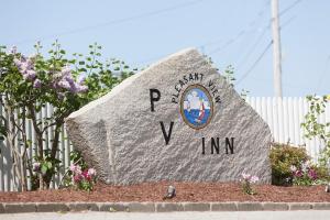 Certifikát, hodnocení, plakát nebo jiný dokument vystavený v ubytování Pleasant View Inn