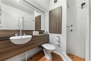 Salle de bains dans l'établissement Novotel Darwin CBD