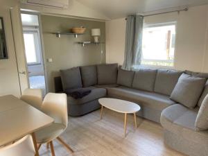 Posedenie v ubytovaní Mobil Home