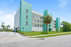 Gallery image of Madeira Beach Condos in St. Pete Beach