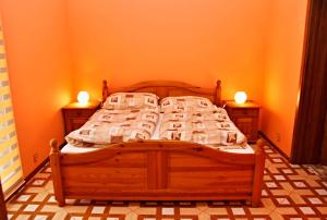 Voodi või voodid majutusasutuse Apartments Střed Jáchymov toas +3 fotot