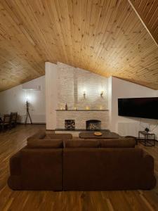 TV a/nebo společenská místnost v ubytování Guest House Kusika