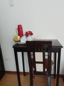 Coffee and tea making facilities at Cusco Bed and Breakfast
