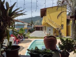 Imagen de la galería de Hospedaria Casa do Sol - divisa Caraguá e São Sebá, en Caraguatatuba