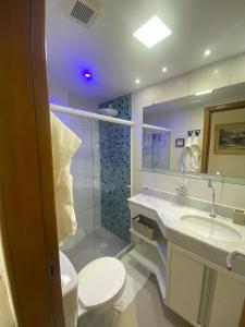 Kúpeľňa v ubytovaní GUARAJUBA Condomínio PARAÍSO DOS CORAIS BEACH RESORT 132