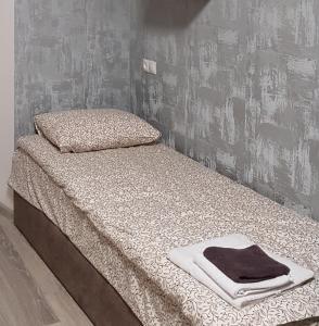Ліжко або ліжка в номері Hostel "Гном & Gnome"