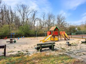 Area giochi per bambini di Forest Escape, Somme-Leuze