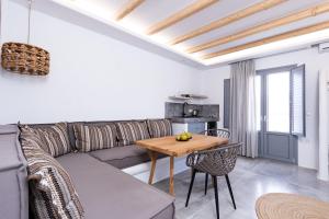 Kuchyň nebo kuchyňský kout v ubytování verykokkos collection suites mikri vigla