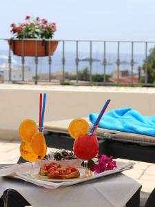 Foto dalla galleria di Hotel Bougainville a Città di Lipari