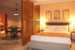 Gallery image of Domaine des Peyre in Robion en Luberon