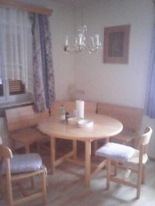Posezení v ubytování Ferienwohnung Hammerlhaus-Zirngast