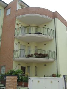 A balcony or terrace at Marconi House